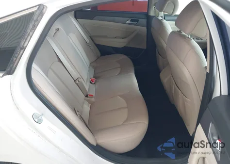 2016 Hyundai Sonata Hybrid Se z USA, uszkodzony, nr VIN KMHE24L17GA020127